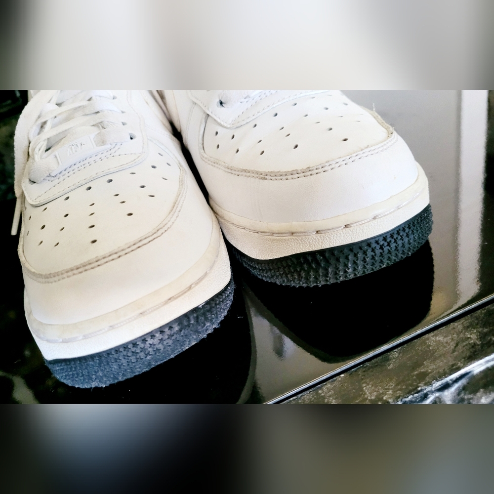 Nike Air Forse 1 Unisex Mens 7/Womens 8.5 White/Black Leather Sneakers - Picture 5 of 16